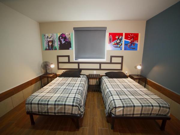 Hotel Sttiny Monterrey Tecnológico : photo 6 de la chambre chambre lits jumeaux