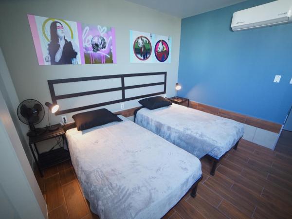 Hotel Sttiny Monterrey Tecnológico : photo 10 de la chambre chambre lits jumeaux
