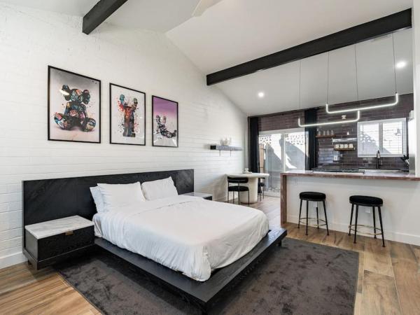 ASH and KO : photo 1 de la chambre studio lit queen-size de luxe 