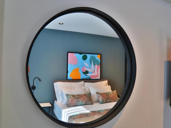 İn The Middle Hotel : photo 8 de la chambre chambre double standard