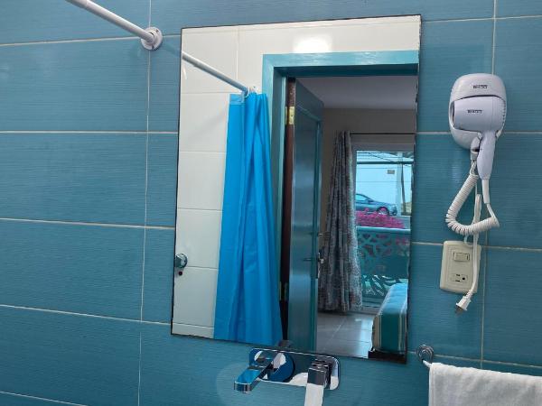 CORDIALITY INN : photo 3 de la chambre chambre lit queen-size 