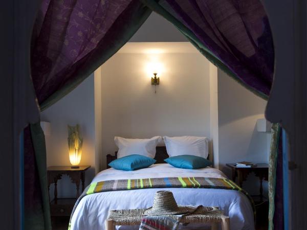 Riad Tamayourt Ocean View & piscine chauffée à 30 : photo 1 de la chambre chambre double - vue sur jardin