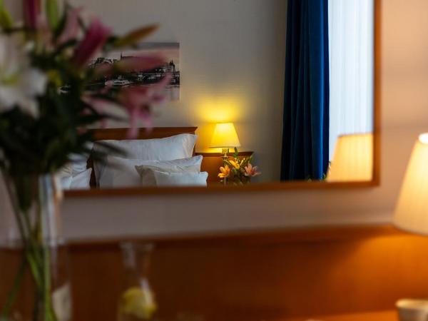 Hotel Sofia by The Railway Station Wroclaw : photo 7 de la chambre chambre double standard