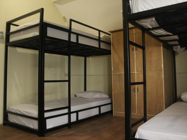 Oke Baik Hostel : photo 7 de la chambre lit superposé dans dortoir mixte