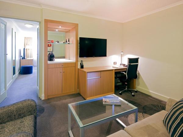 Holiday Inn Parramatta, an IHG Hotel : photo 5 de la chambre suite 1 chambre lit king-size
