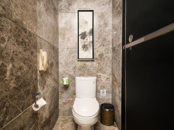 Paco Hotel Tаojin Metro Guangzhou-Free Shuttle Bus For Canton Fair : photo 5 de la chambre chambre lit king-size deluxe