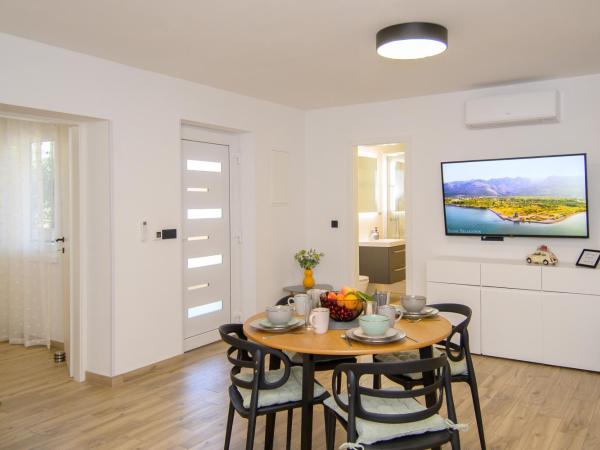 Apartments & Rooms Darrer : photo 3 de la chambre appartement 1 chambre