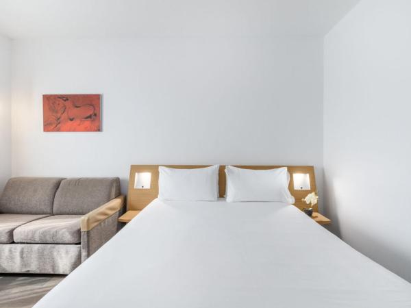 Exe Madrid Norte : photo 1 de la chambre 2 chambres doubles communicantes