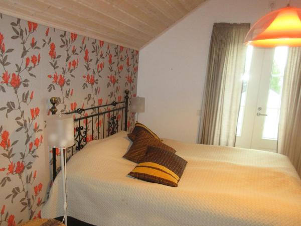 TurusenSaha Guesthouse : photo 2 de la chambre chambre deluxe double ou lits jumeaux