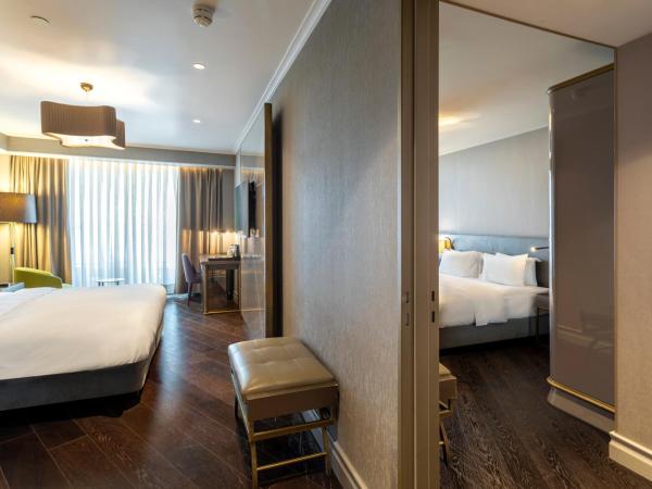 Radisson Blu Hotel Istanbul Ottomare : photo 3 de la chambre chambre familiale avec 2 chambres communicantes