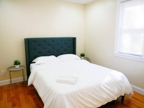 Newly Renovated Guest Rooms near Transportation : photo 3 de la chambre chambre double