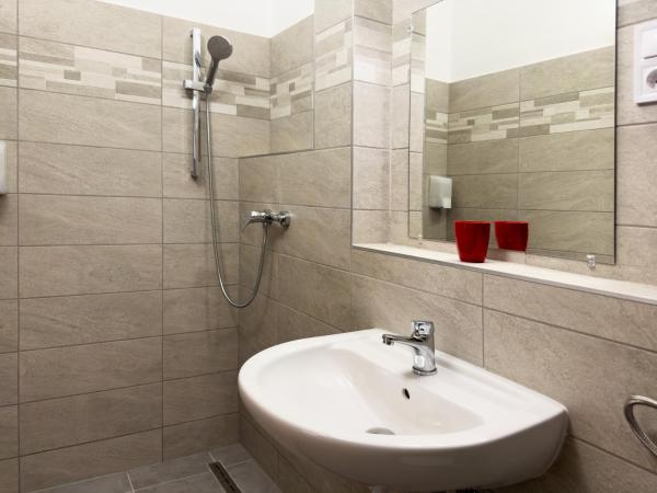 Írisz Panzió : photo 5 de la chambre chambre simple standard