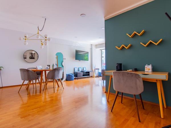 Capitalia - Apartments - Anzures : photo 2 de la chambre appartement avec balcon