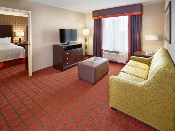 Homewood Suites Calgary Airport : photo 3 de la chambre suite 1 chambre avec 2 lits queen-size 