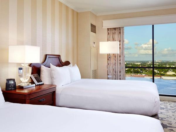 Hilton New Orleans Riverside : photo 1 de la chambre hébergement 2 lits queen-size - vue sur rivière