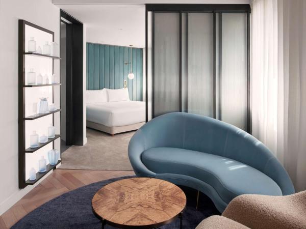 Canopy by Hilton London City : photo 5 de la chambre suite 1 chambre lit king-size
