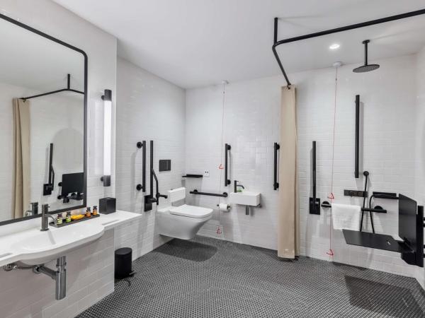 Canopy by Hilton London City : photo 6 de la chambre chambre lits jumeaux