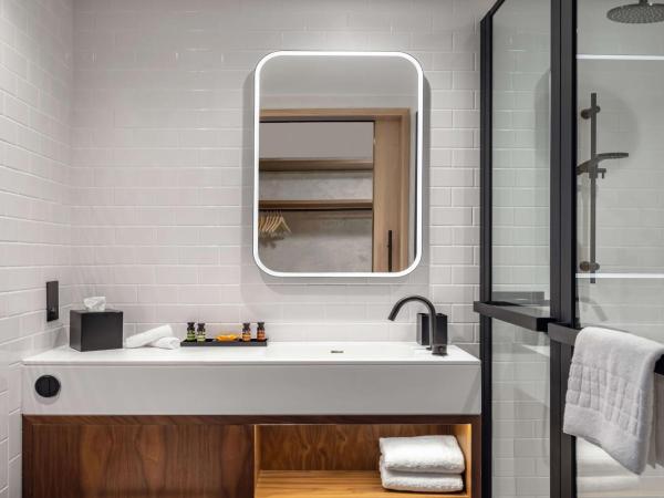 Canopy by Hilton London City : photo 4 de la chambre suite junior