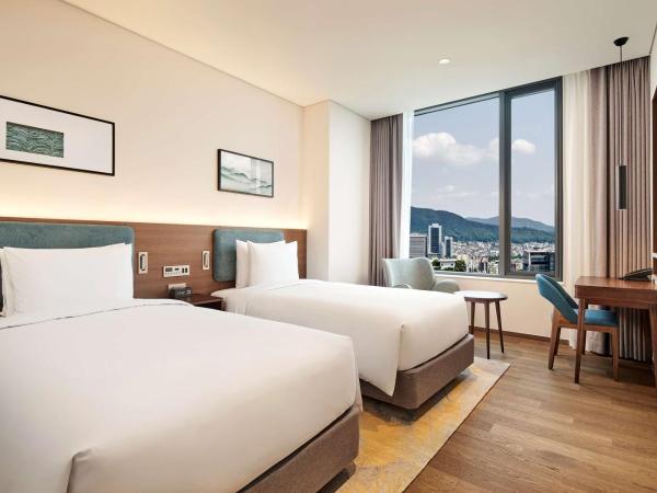 Hilton Garden Inn Seoul Gangnam : photo 2 de la chambre chambre lits jumeaux