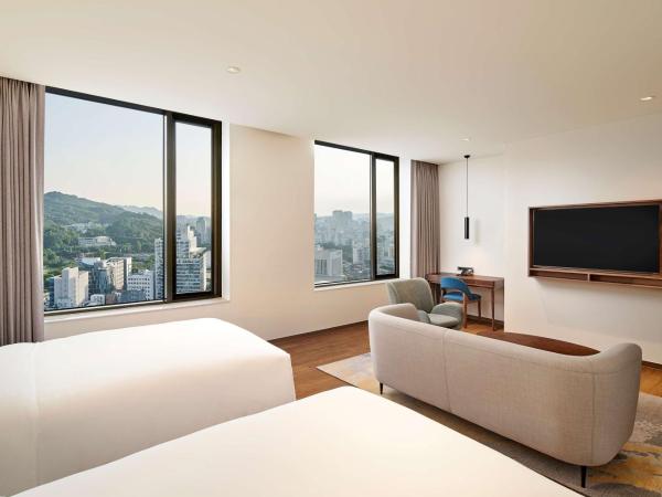 Hilton Garden Inn Seoul Gangnam : photo 5 de la chambre chambre de luxe avec 2 lits doubles