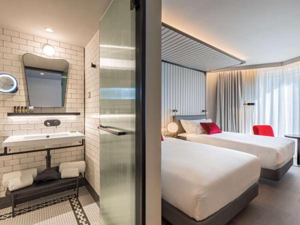 Canopy by Hilton Madrid Castellana : photo 3 de la chambre chambre double avec 2 lits doubles