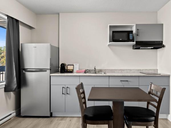 The Vista Inn : photo 3 de la chambre suite lit king-size