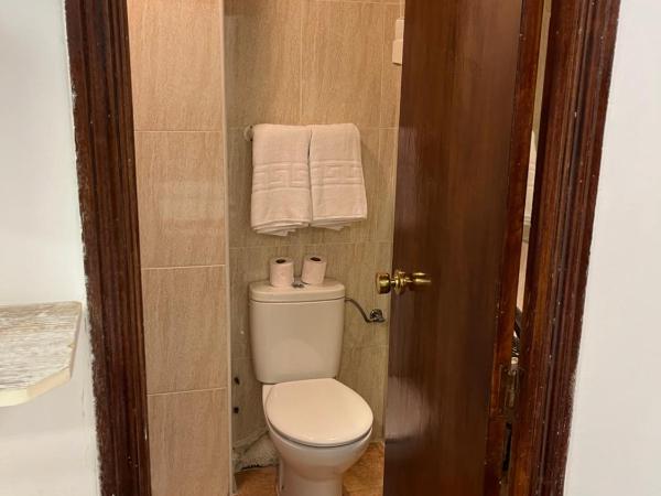 Hostal Las Vegas : photo 9 de la chambre chambre lits jumeaux