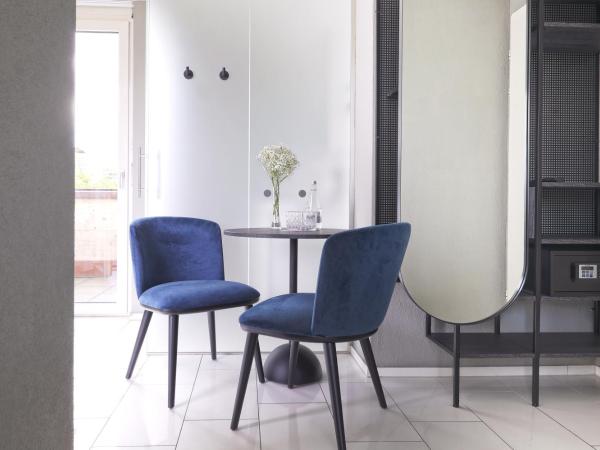 numa I Turi Apartments : photo 8 de la chambre medium studio with kitchenette and balcony