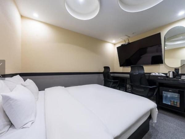 Jamsil Tomgi Hotel : photo 6 de la chambre chambre double standard