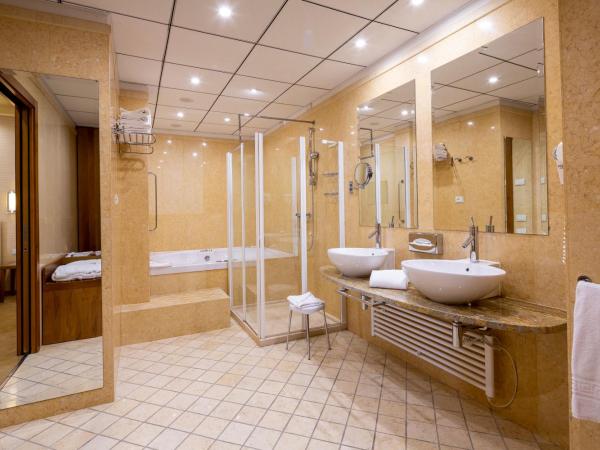 Crowne Plaza Padova, an IHG Hotel : photo 7 de la chambre suite lit king-size