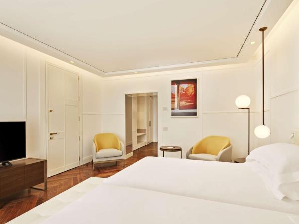 The Britannique Hotel Naples, Curio Collection By Hilton : photo 4 de la chambre chambre lits jumeaux deluxe - vue sur mer