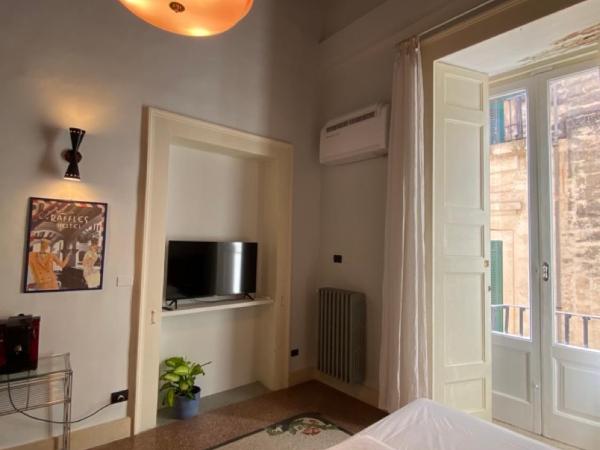 Roiss Haus Suites : photo 2 de la chambre suite avec balcon