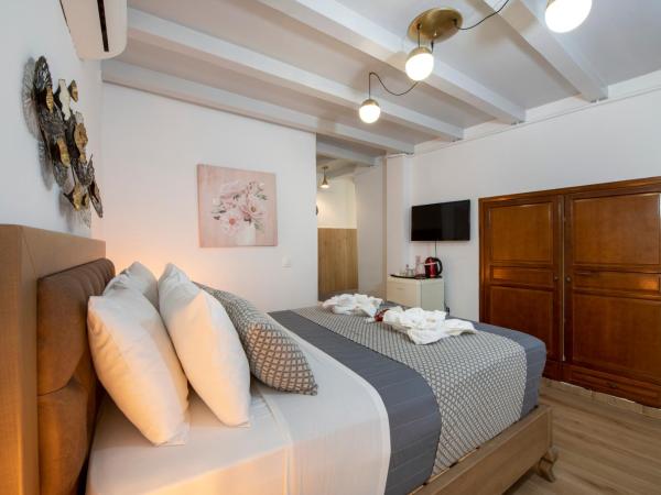 Bozzali Deluxe Hotel : photo 4 de la chambre chambre triple Économique