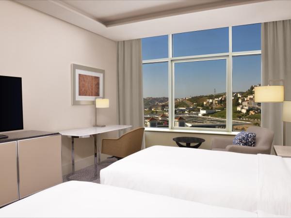 Hilton Tanger City Center : photo 6 de la chambre chambre lits jumeaux
