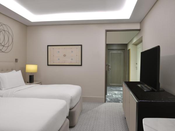 Hilton Tanger City Center : photo 6 de la chambre chambre lits jumeaux exécutive