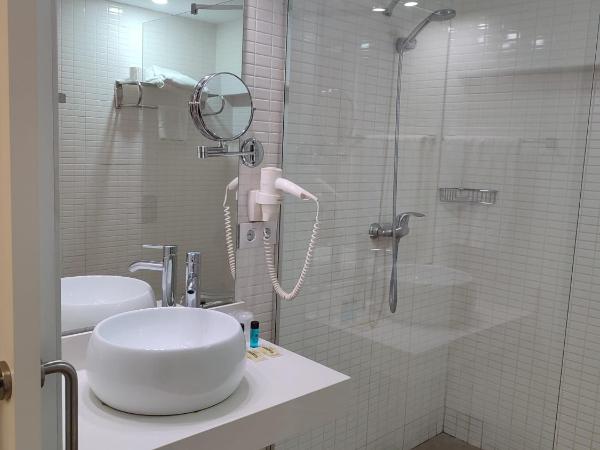 Hotel Simon : photo 10 de la chambre chambre double ou lits jumeaux