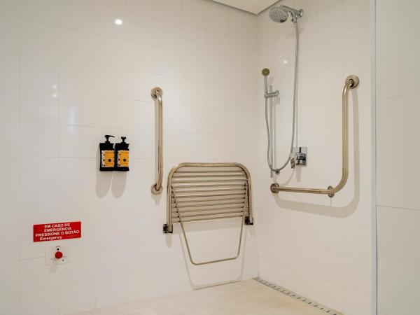 Pergamon SP Frei Caneca by Accor : photo 6 de la chambre accessible deluxe double room