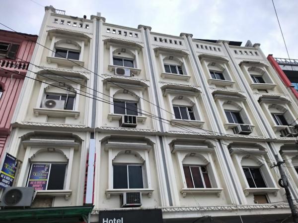 Shree Krishna Hotel : photo 1 de la chambre chambre double