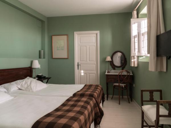 Carmen de la Alcubilla del Caracol : photo 10 de la chambre chambre double avec terrasse ou balcon