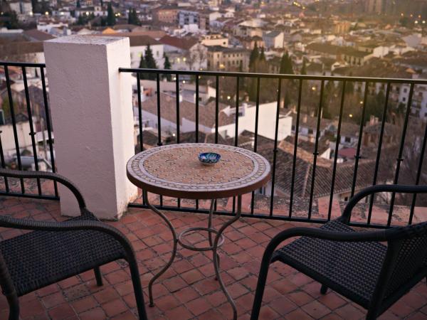 Carmen de la Alcubilla del Caracol : photo 9 de la chambre chambre double avec terrasse ou balcon