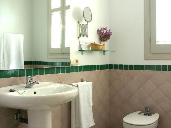 Carmen de la Alcubilla del Caracol : photo 2 de la chambre chambre double avec terrasse ou balcon