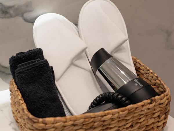 Jensen Luxury Suites : photo 7 de la chambre suite deluxe avec baignoire spa