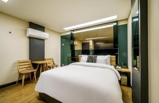 Bulgwang 3S Hotel : photo 1 de la chambre chambre double standard