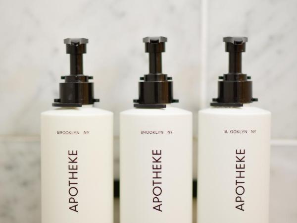 voco St James Hotel, an IHG hotel : photo 4 de la chambre chambre lit king-size standard