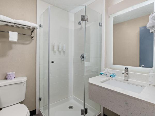 Days-Inn by Wyndham Albuquerque I-25 : photo 9 de la chambre chambre double avec 2 lits doubles - non-fumeurs