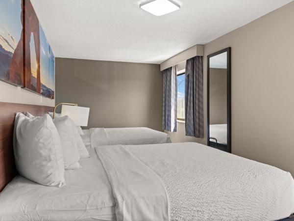 Days-Inn by Wyndham Albuquerque I-25 : photo 9 de la chambre chambre 2 lits queen-size - non-fumeurs