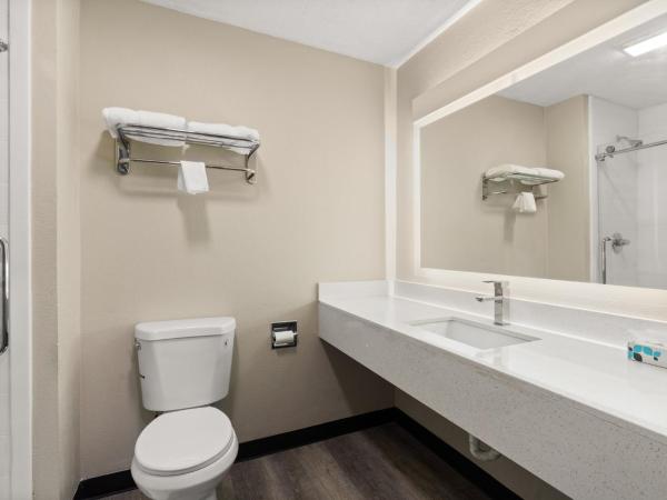 Days-Inn by Wyndham Albuquerque I-25 : photo 5 de la chambre chambre 2 lits queen-size - non-fumeurs