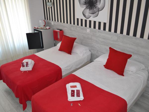Hostal Madrid Sol : photo 3 de la chambre chambre double - 2 lits