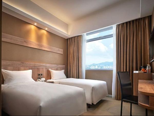 Cititel Express Penang : photo 1 de la chambre chambre lits jumeaux standard