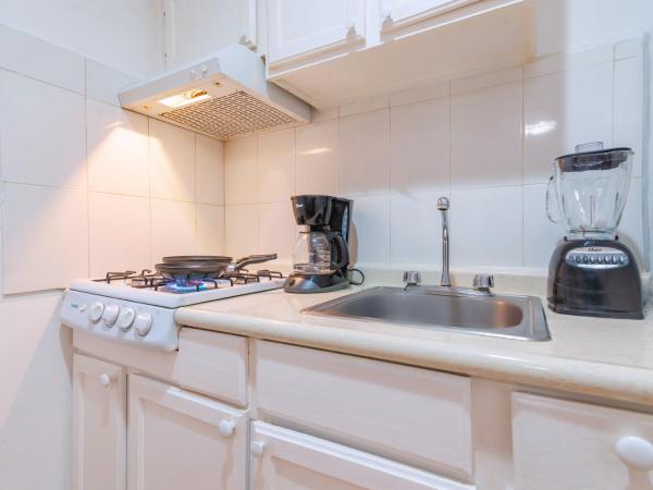 European Life Style Executive Suites : photo 7 de la chambre chambre lits jumeaux